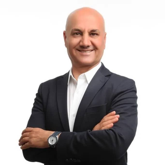 Azad Barış