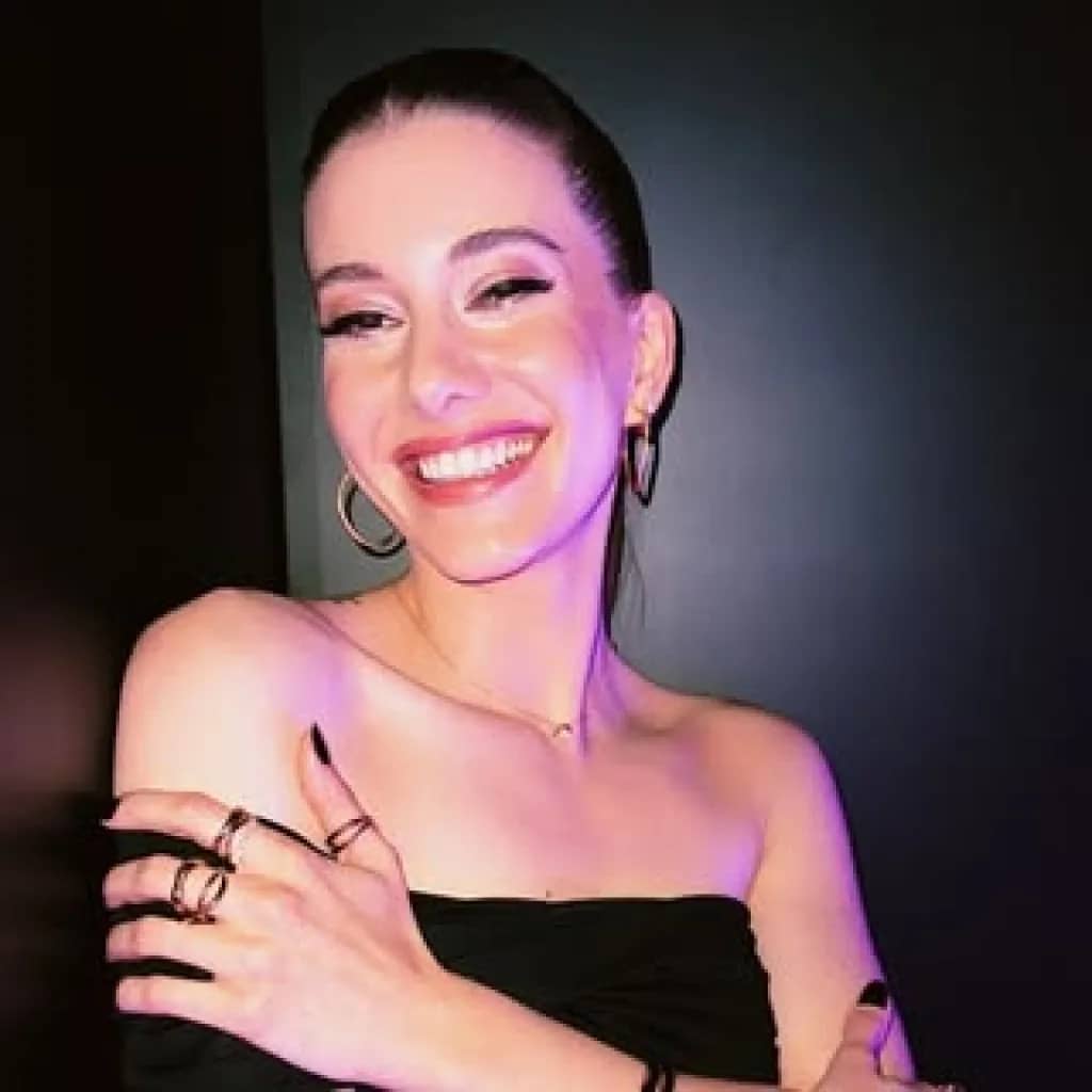 Beril Pozam