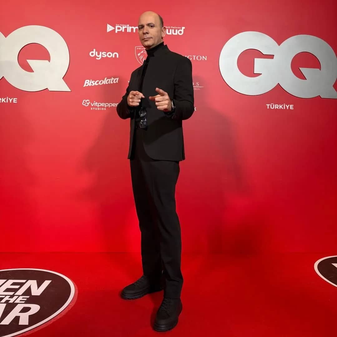 Cem Öğretir