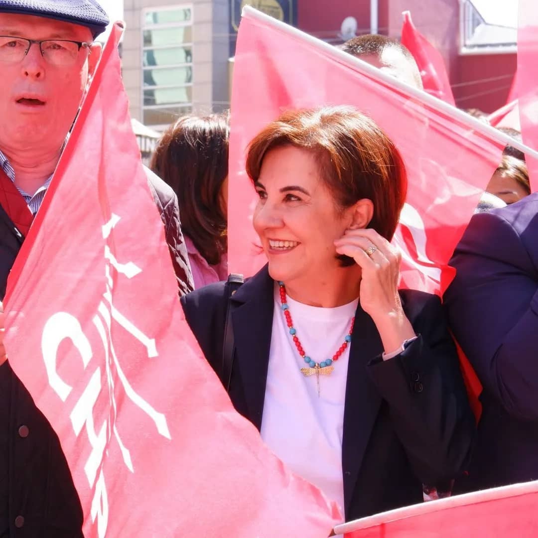 Gaye Usluer
