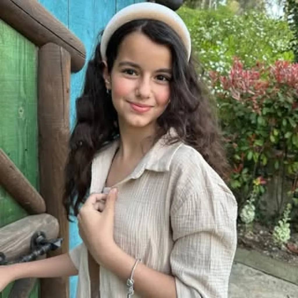 Mina Akdin