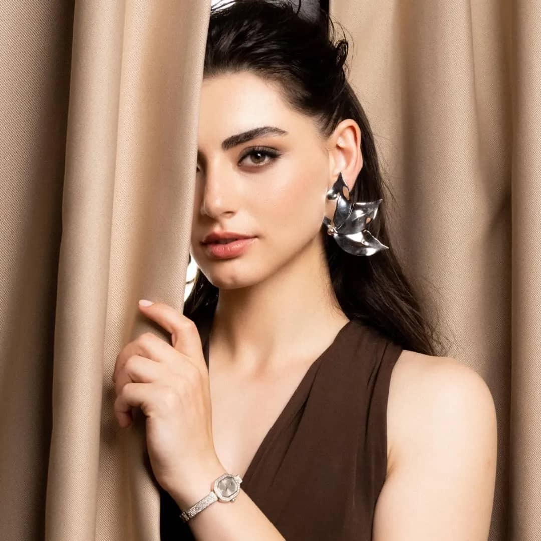 Özge Törer