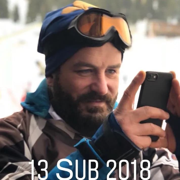 Arda Öziri - Schauspieler (48 alt.) - Profil fotoğrafı ve resmi görsel