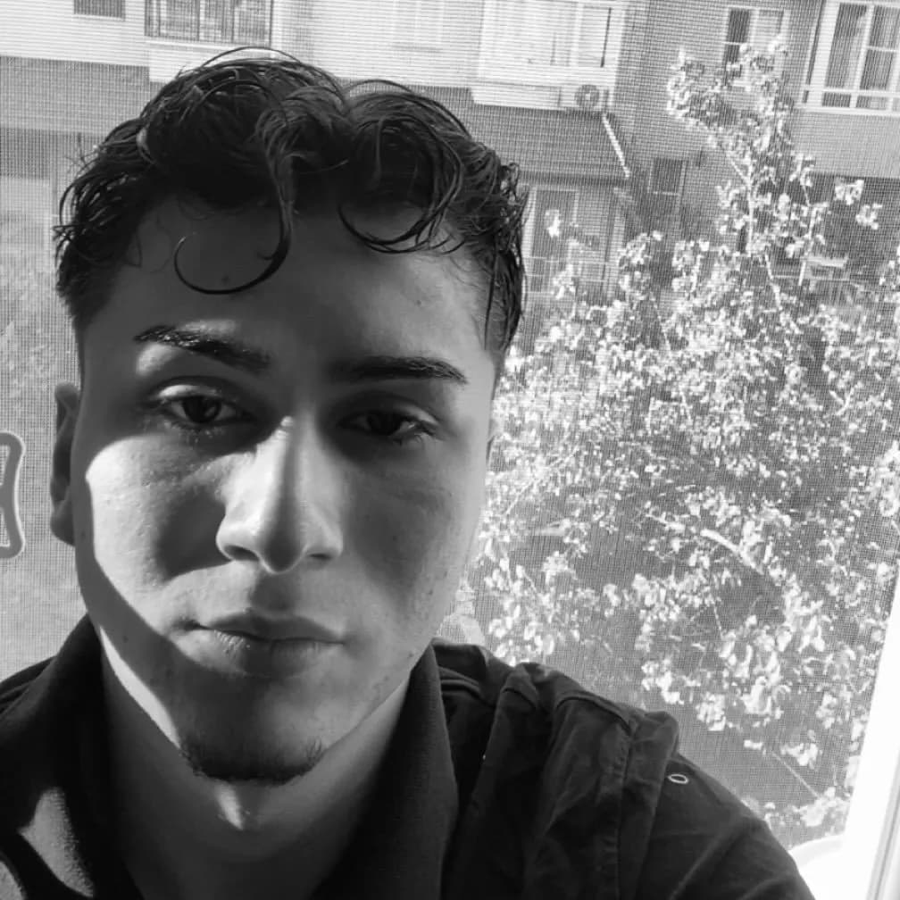 Aybars İbak - Sänger (20 alt.) - Profil fotoğrafı ve resmi görsel