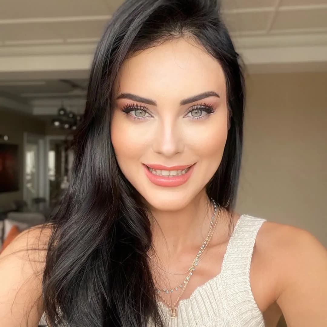 Bahar Akça - Schauspieler (42 alt.) - Profil fotoğrafı ve resmi görsel