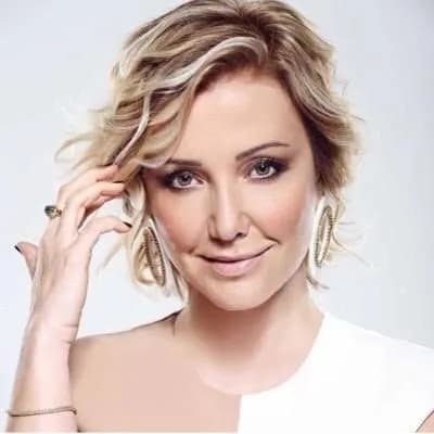 Berna Laçin - Schauspieler (56 alt.) - Profil fotoğrafı ve resmi görsel