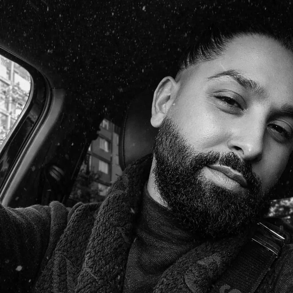 Bulut Şeker - Sänger (37 alt.) - Profil fotoğrafı ve resmi görsel