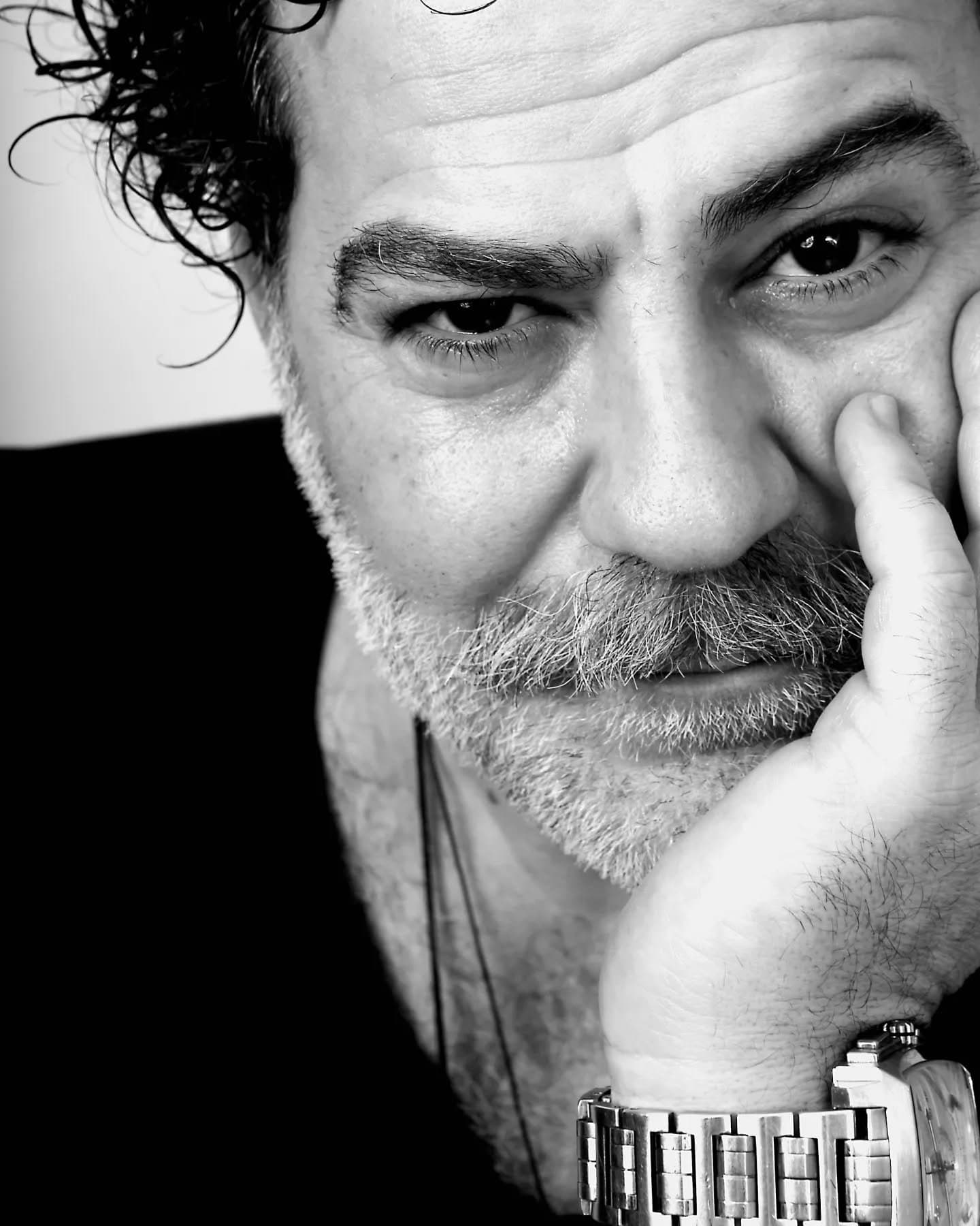 Burak Demir - Oyuncu (47 yaşında) - Profil fotoğrafı ve resmi görsel