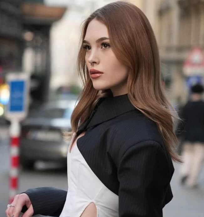 Ceren Yaldız - TikToker (24 yaşında) - fotoğraf 3