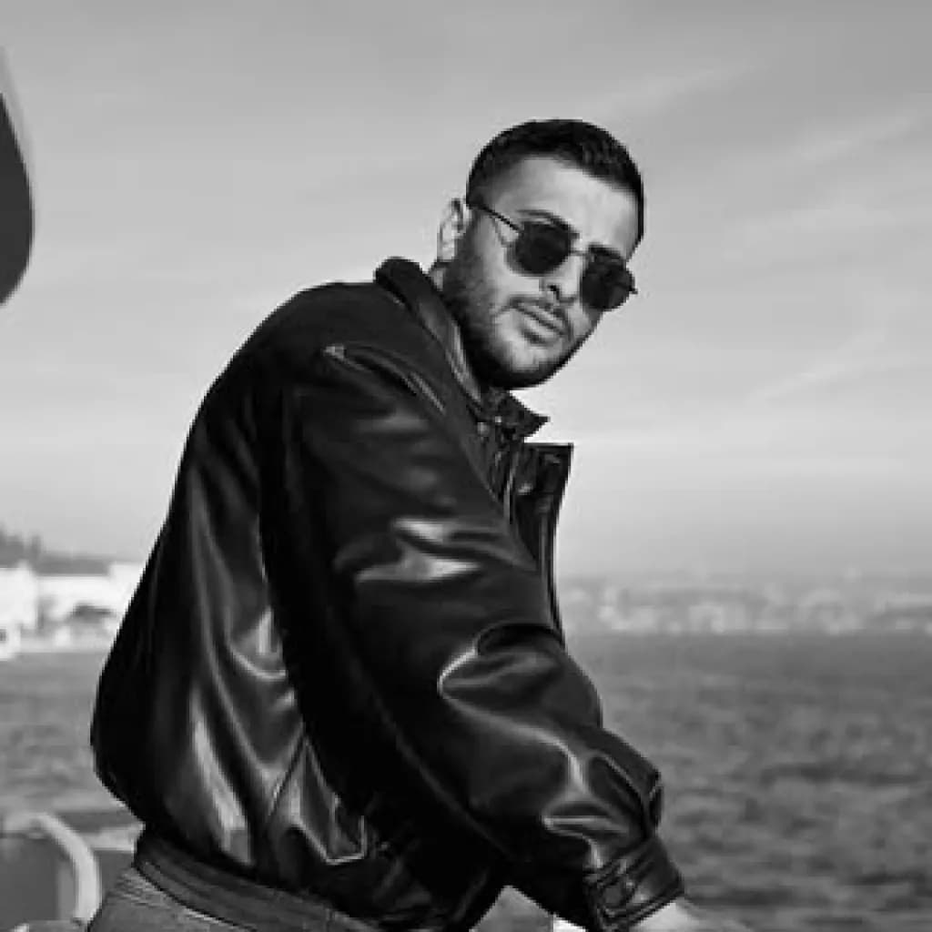 Cuma Alagöz - Schauspieler (27 alt.) - Profil fotoğrafı ve resmi görsel