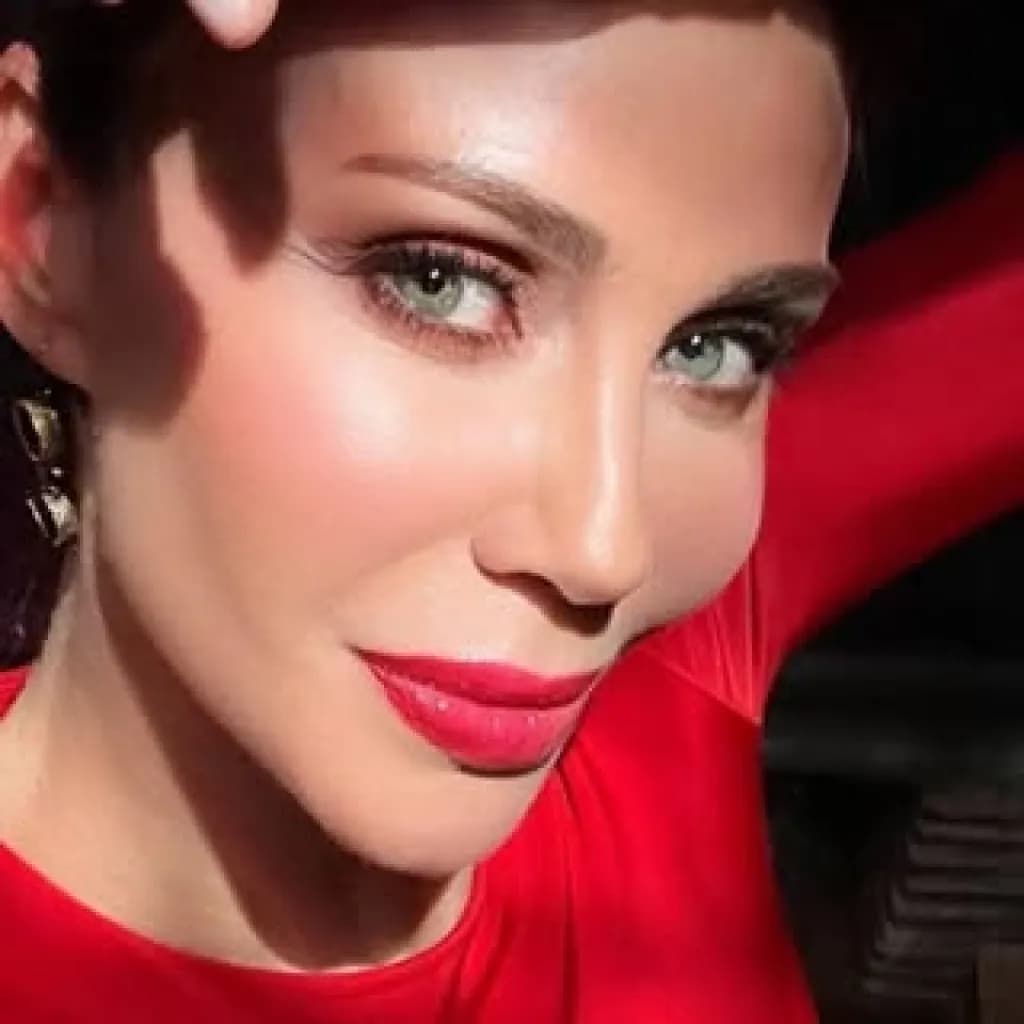 Demet Şener - Oyuncu (49 yaşında) - Profil fotoğrafı ve resmi görsel