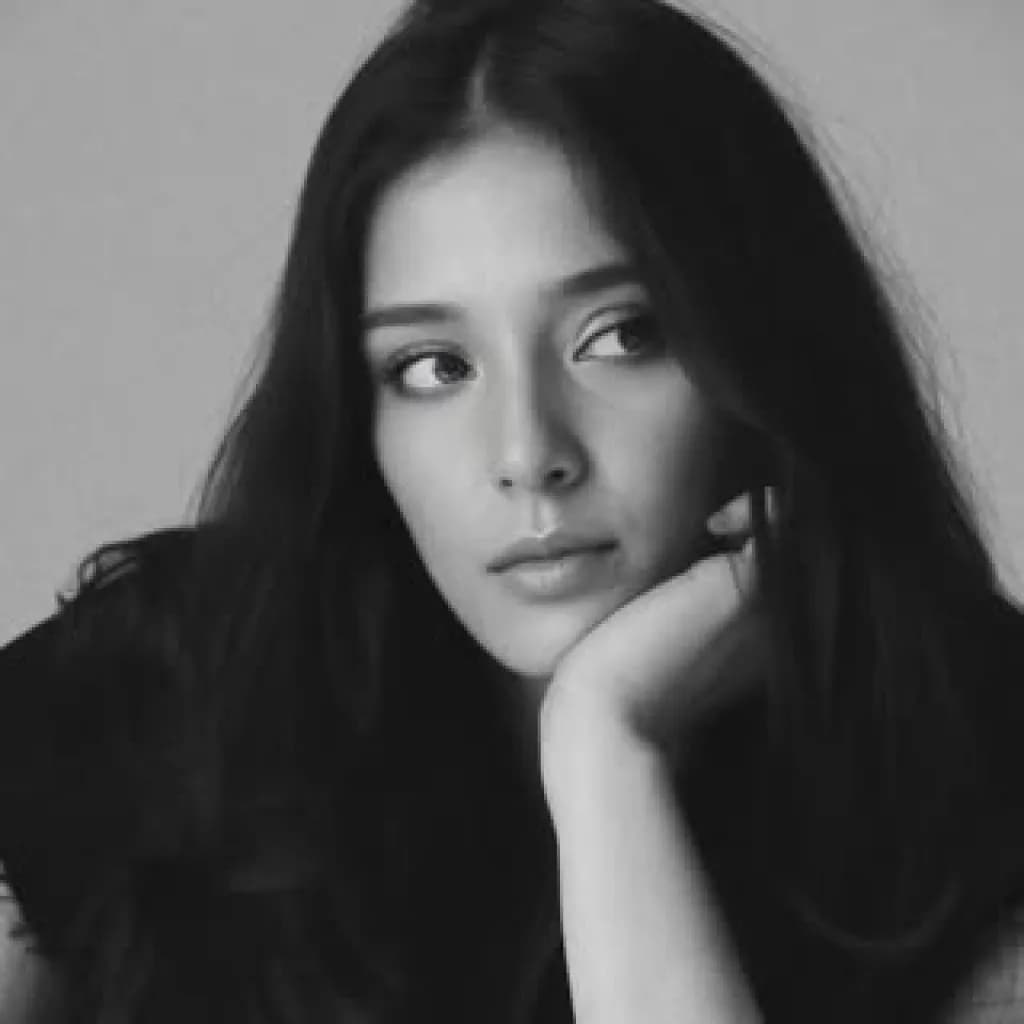 Ecem Çalhan - Schauspieler (30 alt.) - Profil fotoğrafı ve resmi görsel