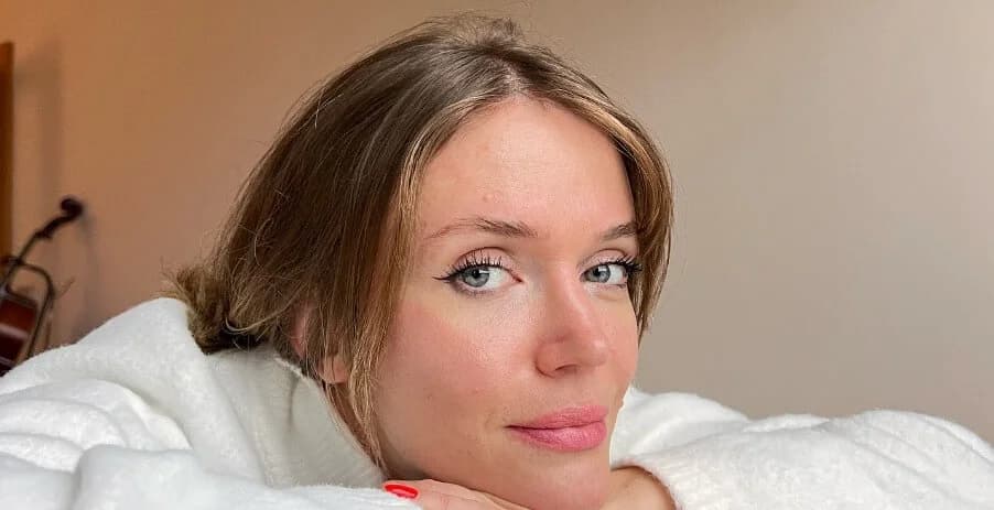 Ecem Karavus - Oyuncu (37 yaşında) - fotoğraf 3
