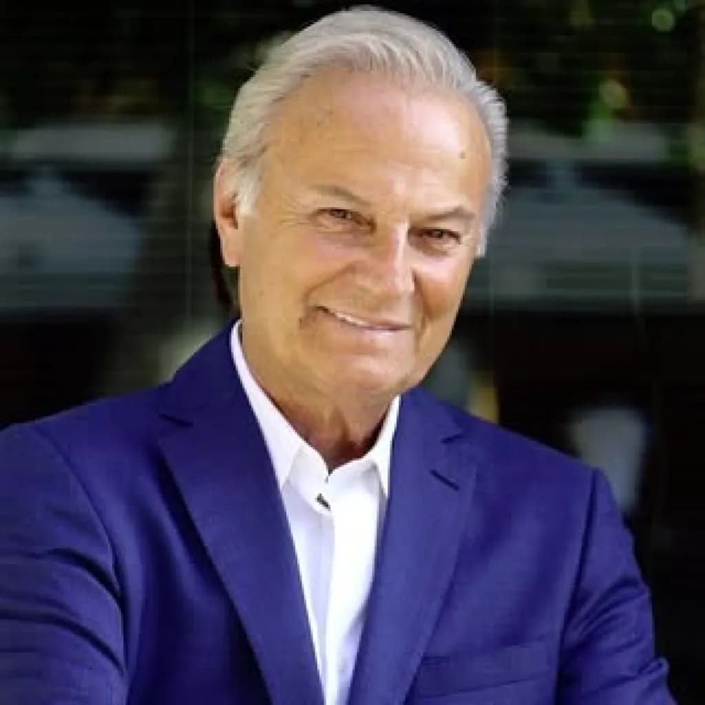 Ediz Hun - Schauspieler (85 alt.) - Profil fotoğrafı ve resmi görsel