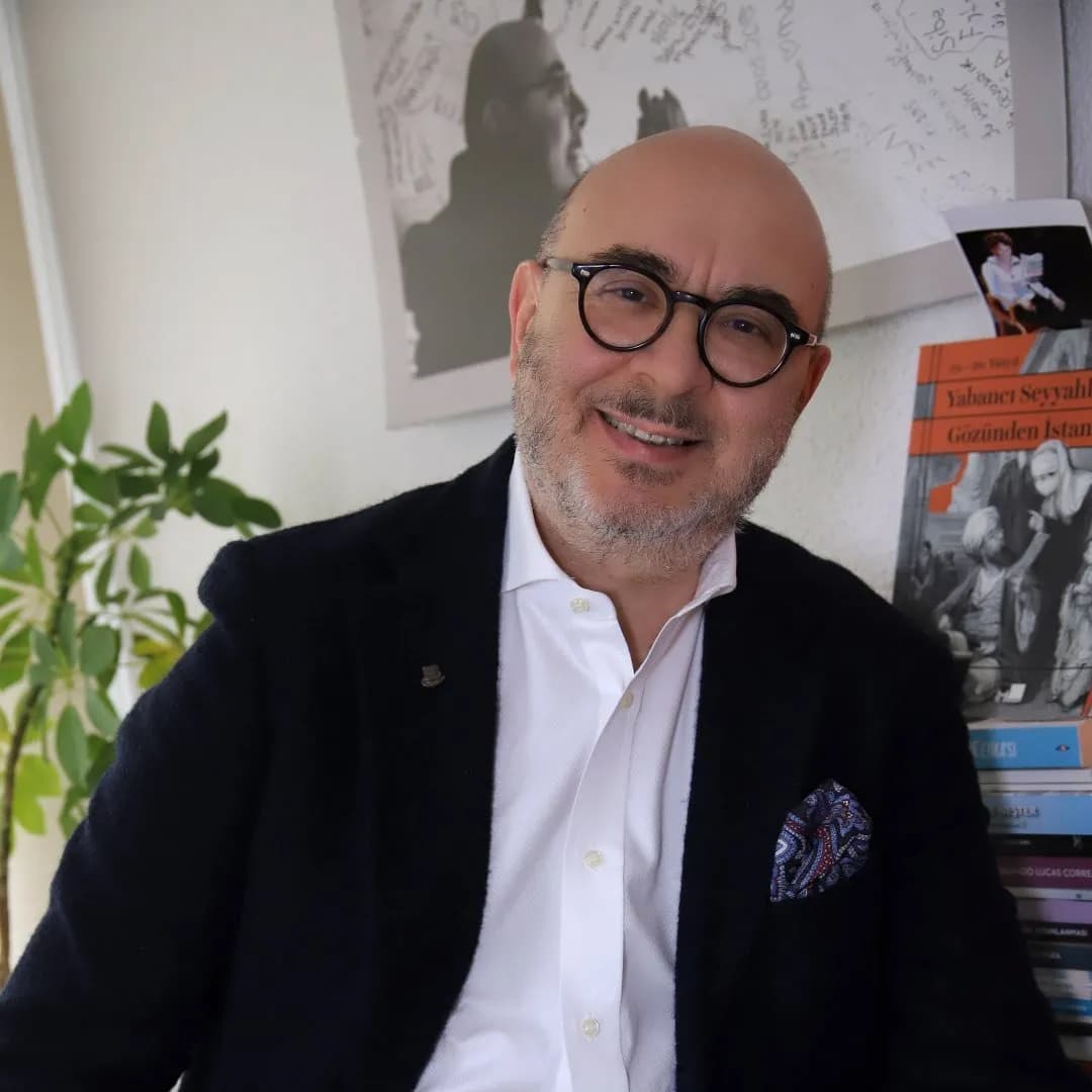 İvo Molinas - Journalist (65 alt.) - Profil fotoğrafı ve resmi görsel