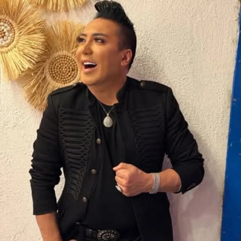 Murat Övüç - Fenomen