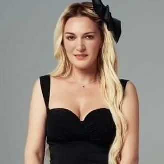 Nil Gülcan - Sänger (44 alt.) - Profil fotoğrafı ve resmi görsel