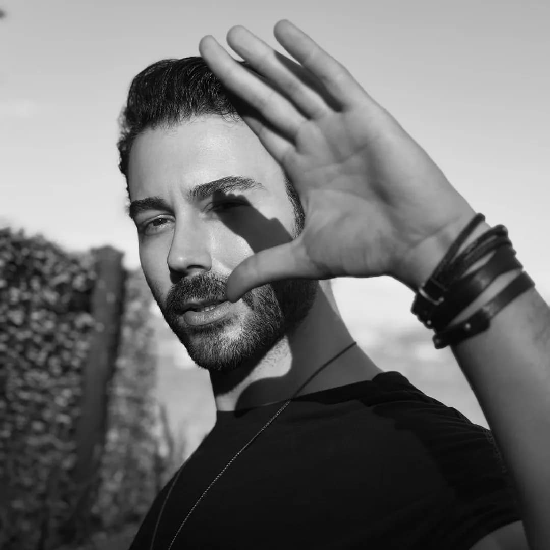 Oğuz Peçe - Oyuncu (35 yaşında) - Profil fotoğrafı ve resmi görsel