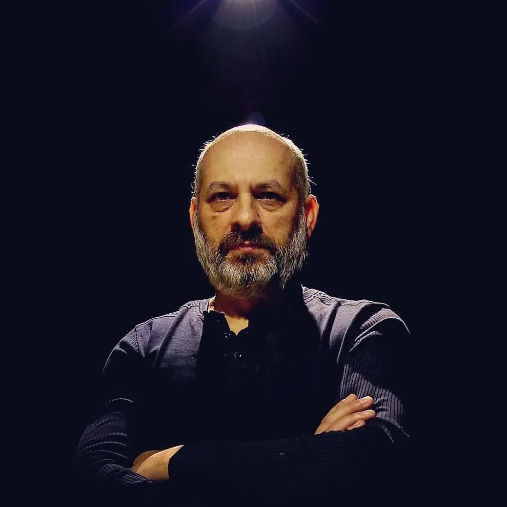 Okan Selvi - Schauspieler (59 alt.) - Profil fotoğrafı ve resmi görsel