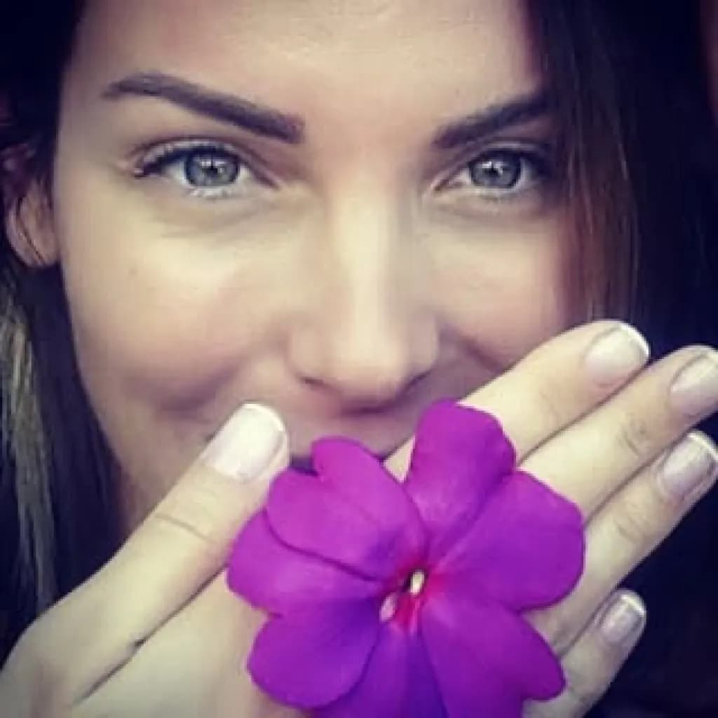 Nalan Özge Özberk - Schauspieler (50 alt.) - Profil fotoğrafı ve resmi görsel