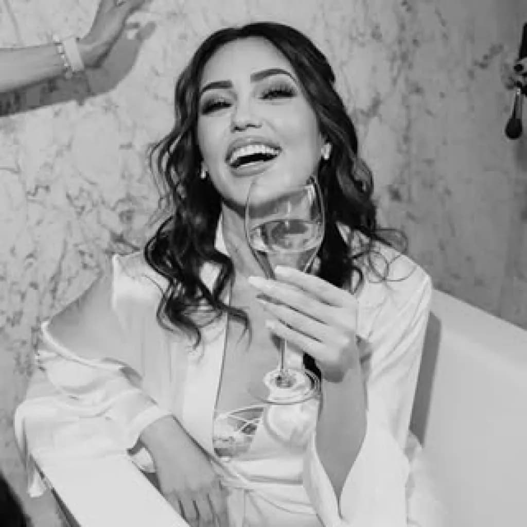 Selin Genç - Schauspieler (32 alt.) - Profil fotoğrafı ve resmi görsel