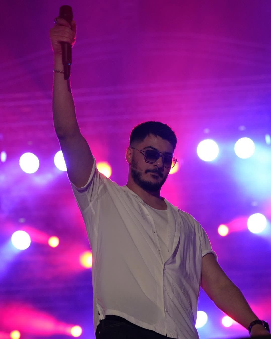Cenk Baş - Şarkıcı (28 yaşında) - fotoğraf 3