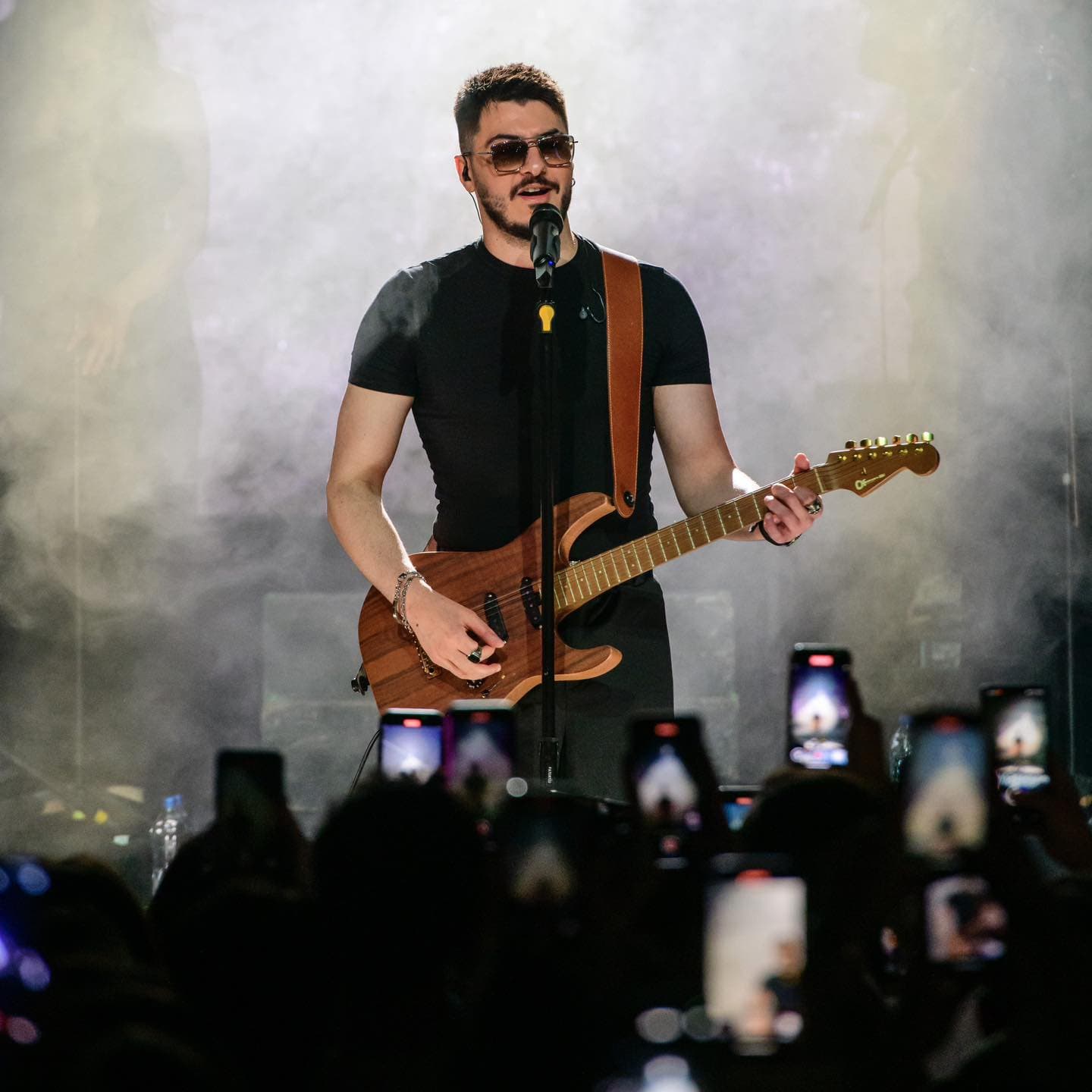 Cenk Baş - Şarkıcı (28 yaşında) - fotoğraf 4