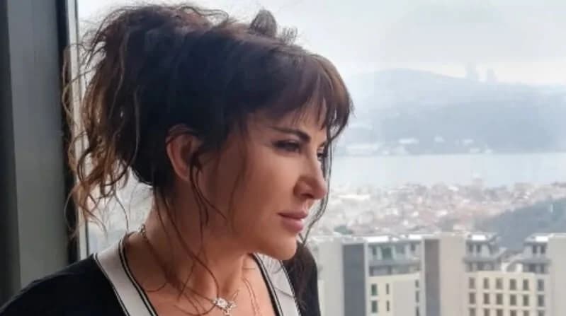 Şule Zeybek - Moderator (50 yaşında) - fotoğraf 3