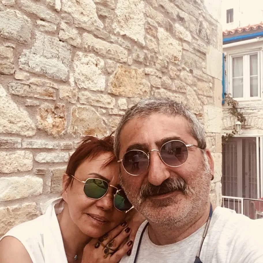 Tuna Orhan - Oyuncu (60 yaşında) - Profil fotoğrafı ve resmi görsel