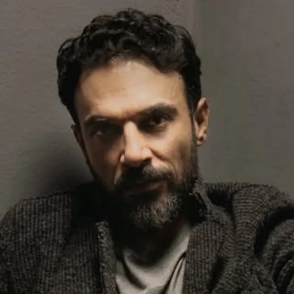 Uğur Aslan - Schauspieler (54 alt.) - Profil fotoğrafı ve resmi görsel
