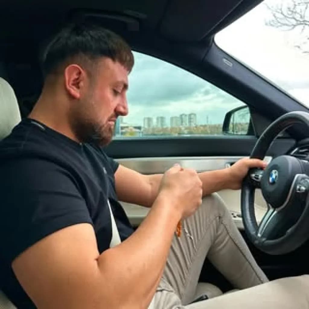 Ünal Turan - YouTuber (41 yaşında) - Profil fotoğrafı ve resmi görsel