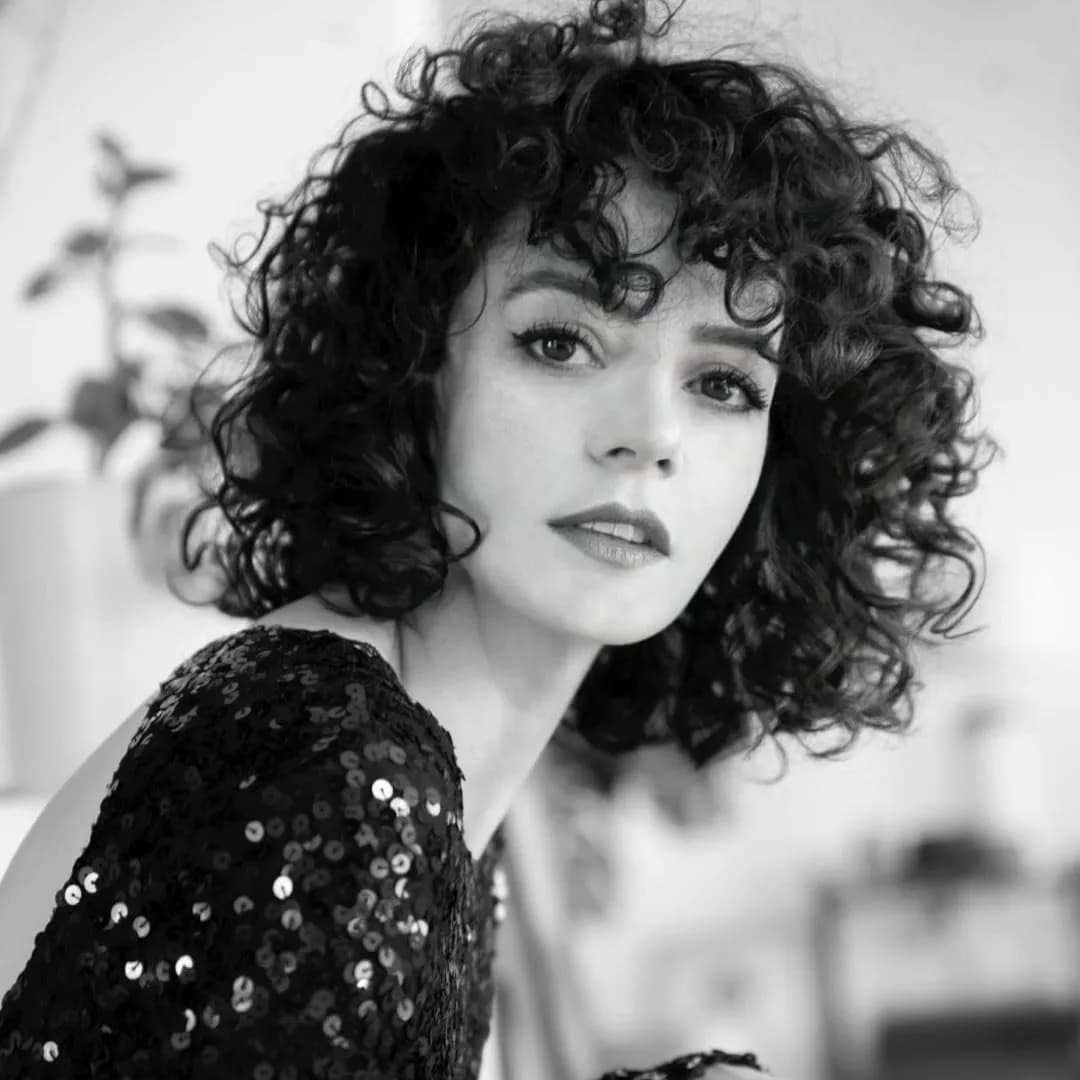 Zeynep Köse - Oyuncu (41 yaşında) - Profil fotoğrafı ve resmi görsel