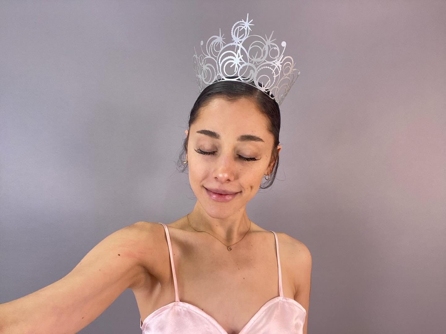 Ariana Grande-Butera - Sänger (33 yaşında) - Ana profil fotoğrafı ve resmi görsel