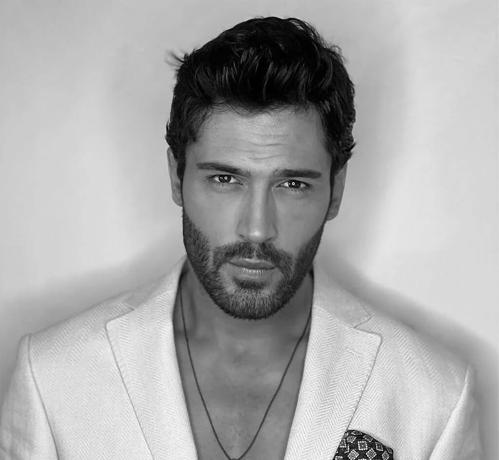 Emre Ozan - Oyuncu (36 yaşında) - Ana profil fotoğrafı ve resmi görsel