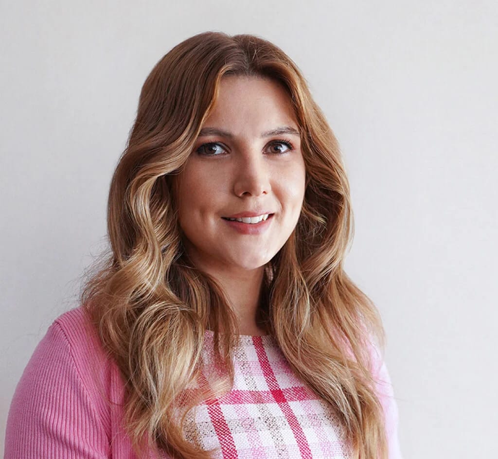 Gamze Karaman - Dizi Oyuncusu - Ana profil fotoğrafı ve resmi görsel
