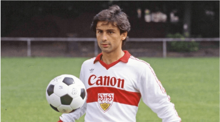 İlyas Tüfekçi - Fußballspieler (66 yaşında) - Ana profil fotoğrafı ve resmi görsel