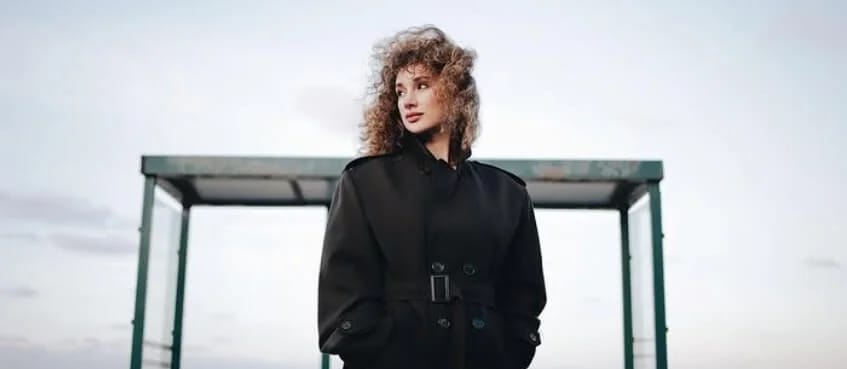 Mela Bedel - Şarkıcı (31 yaşında) - Ana profil fotoğrafı ve resmi görsel