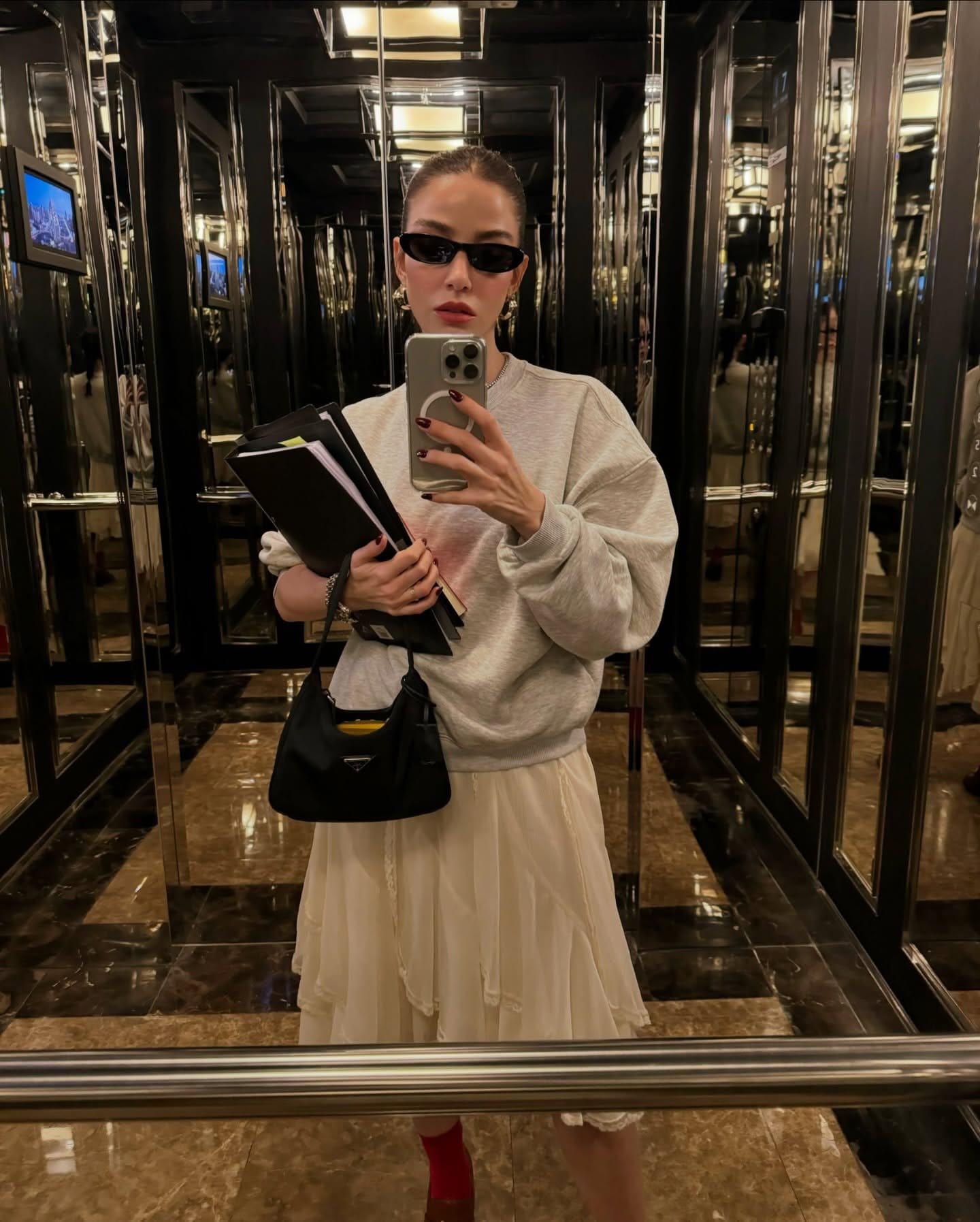 Özge Gürel - Schauspieler (39 yaşında) - Ana profil fotoğrafı ve resmi görsel