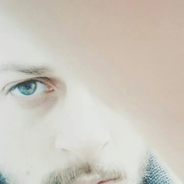 Alp Çoker - Aktyor (42 yaşında) - Profil fotoğrafı ve resmi görsel