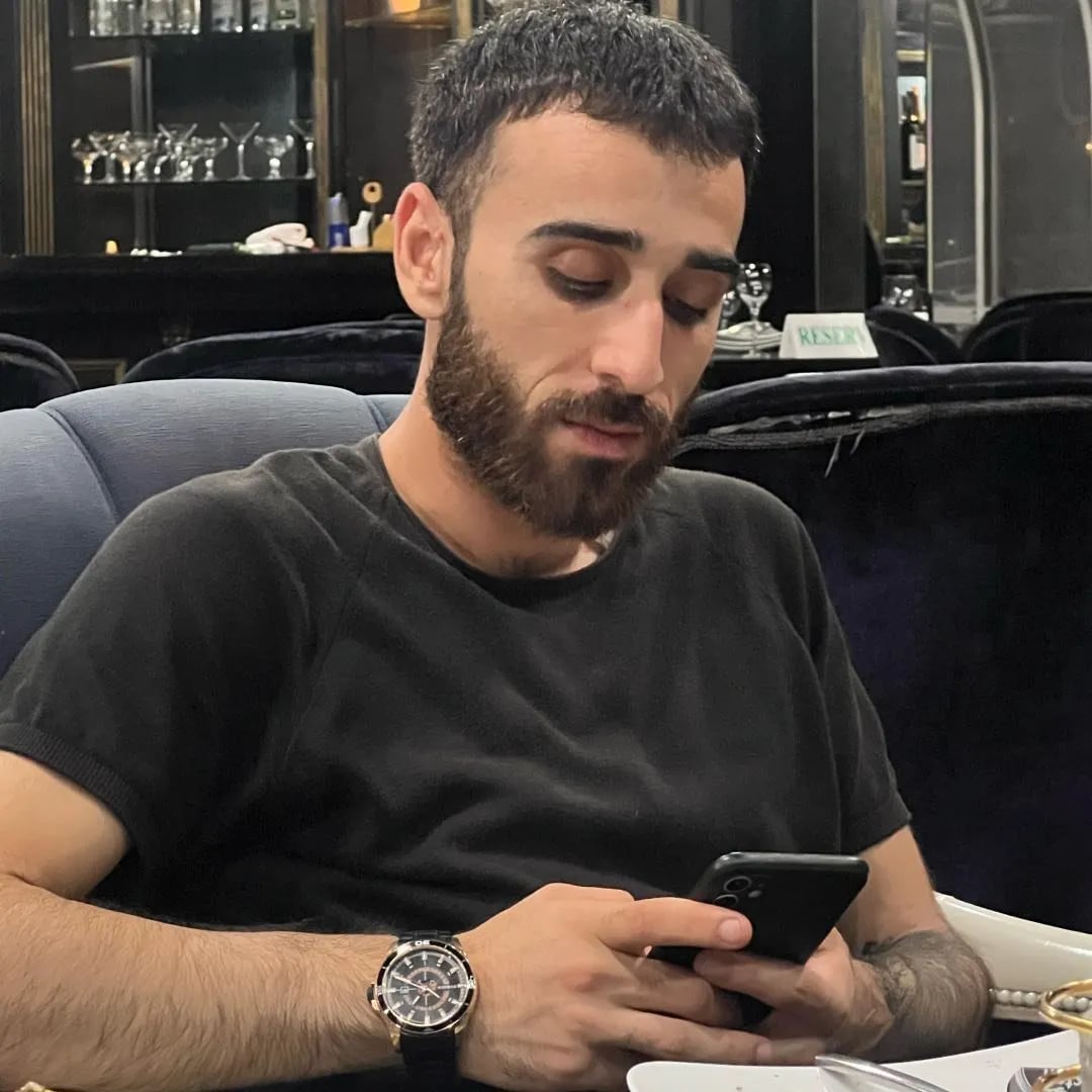 Anar Orucov (31 yaşında) - Profil fotoğrafı ve resmi görsel