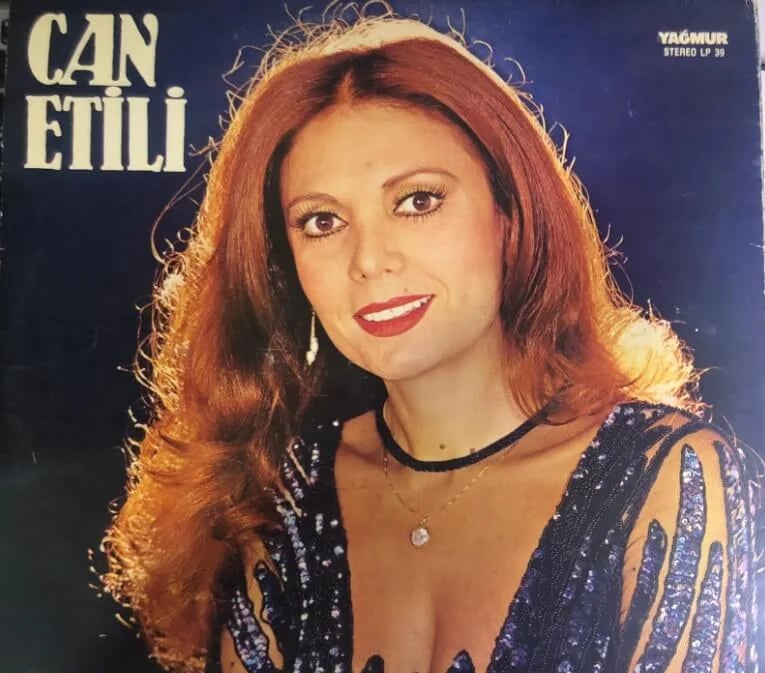 Can Etili - Şarkıcı (85 yaşında) - sosyal medya fotoğrafı