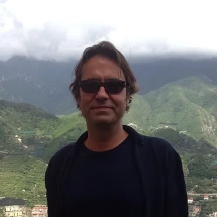 Cem Aydın - Gazeteci (57 yaşında) - Profil fotoğrafı ve resmi görsel