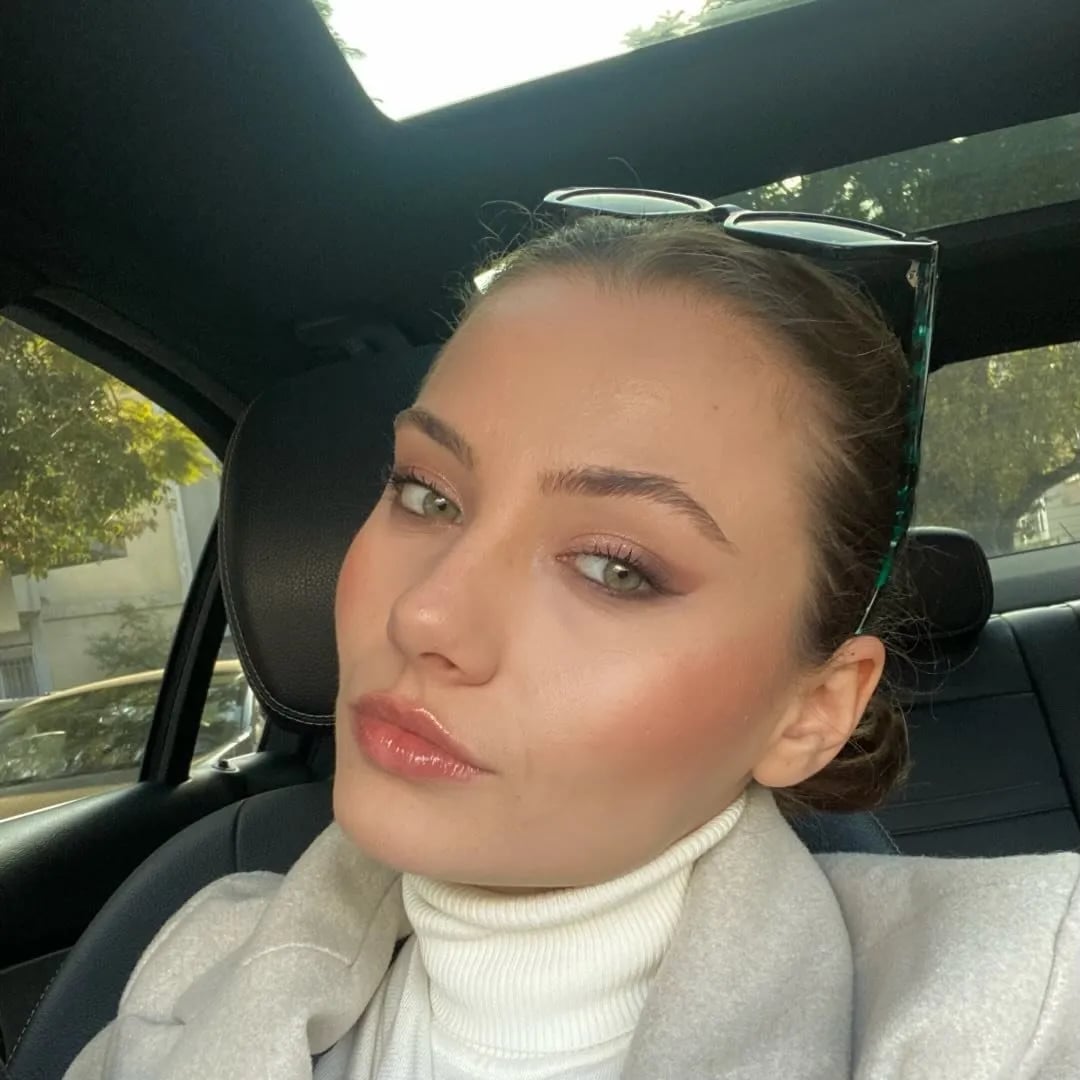 Ece Baliç - Aktyor (26 yaşında) - Profil fotoğrafı ve resmi görsel