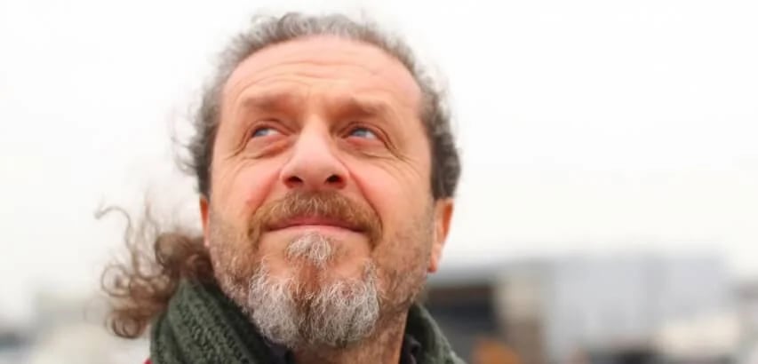 Efkan Şeşen - Şarkıcı (63 yaşında) - günlük yaşam fotoğrafı