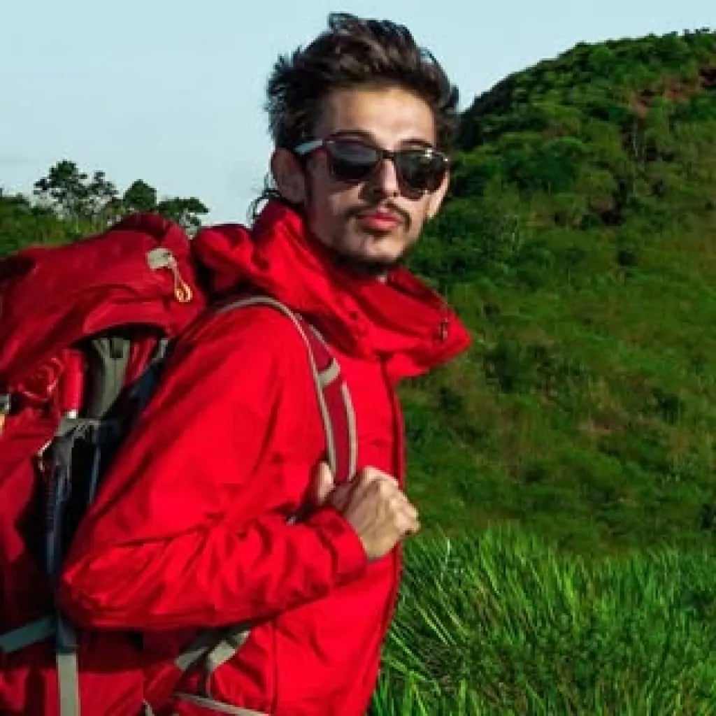 Emre Durmuş - YouTuber (33 yaşında) - Profil fotoğrafı ve resmi görsel