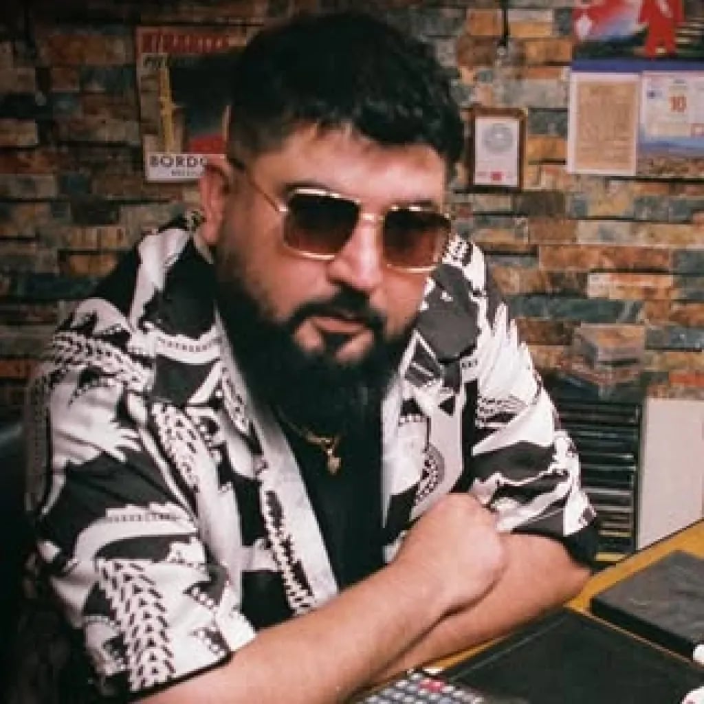 Abdurrahim Akça - Muganni (43 yaşında) - Profil fotoğrafı ve resmi görsel