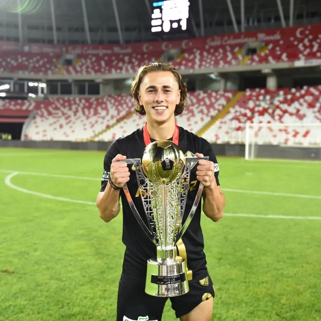 Eyüp Akcan - Fußballspieler (24 alt.) - Profil fotoğrafı ve resmi görsel