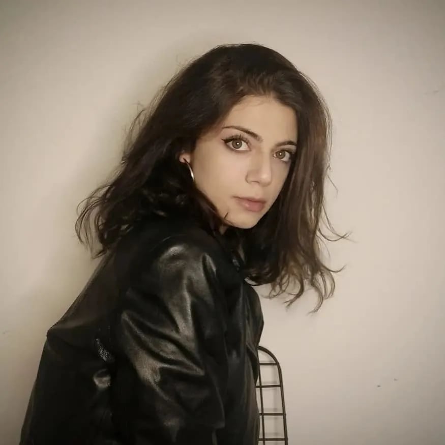 Güliz Aybay - Aktyor (30 yaşında) - Profil fotoğrafı ve resmi görsel