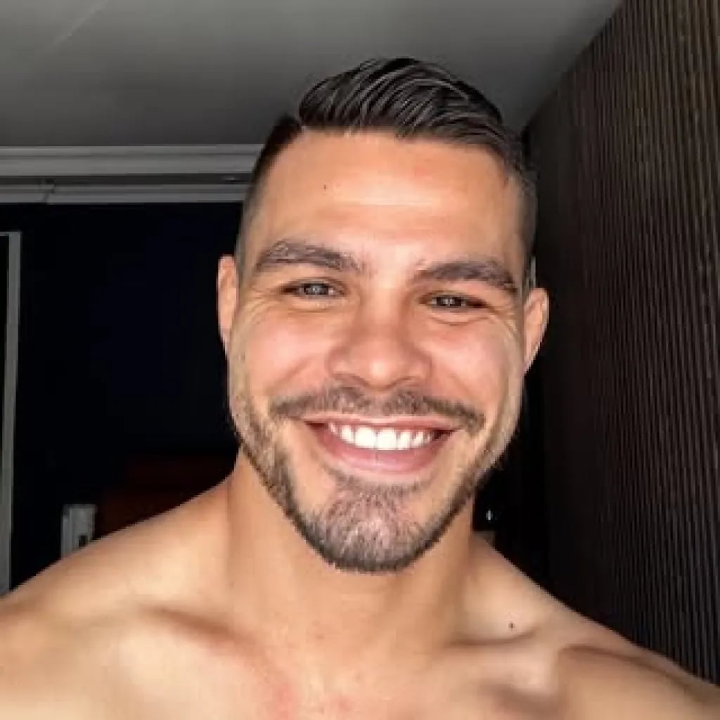 Kaan Kazgan - MMA Dovuscusu (32 yaşında) - Profil fotoğrafı ve resmi görsel