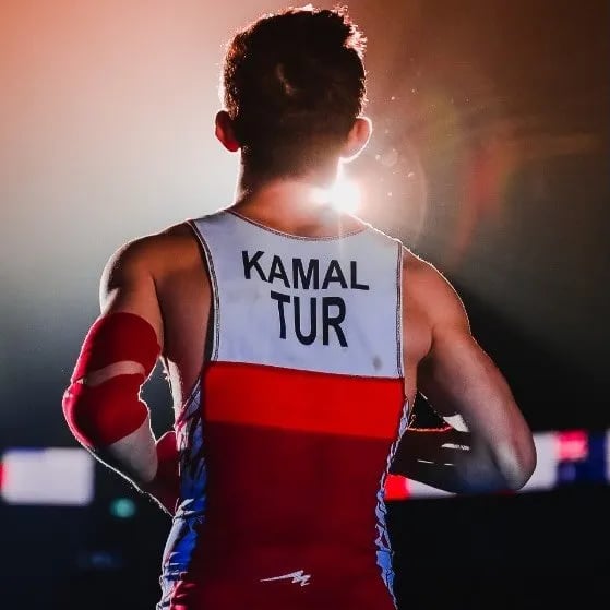 Kerem Kamal - Güreşçi (26 yaşında) - Profil fotoğrafı ve resmi görsel